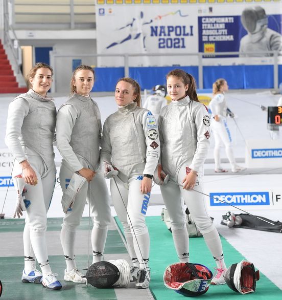 Comense Scherma il quartetto nerostellato di fioretto ai piedi del podio d’Italia