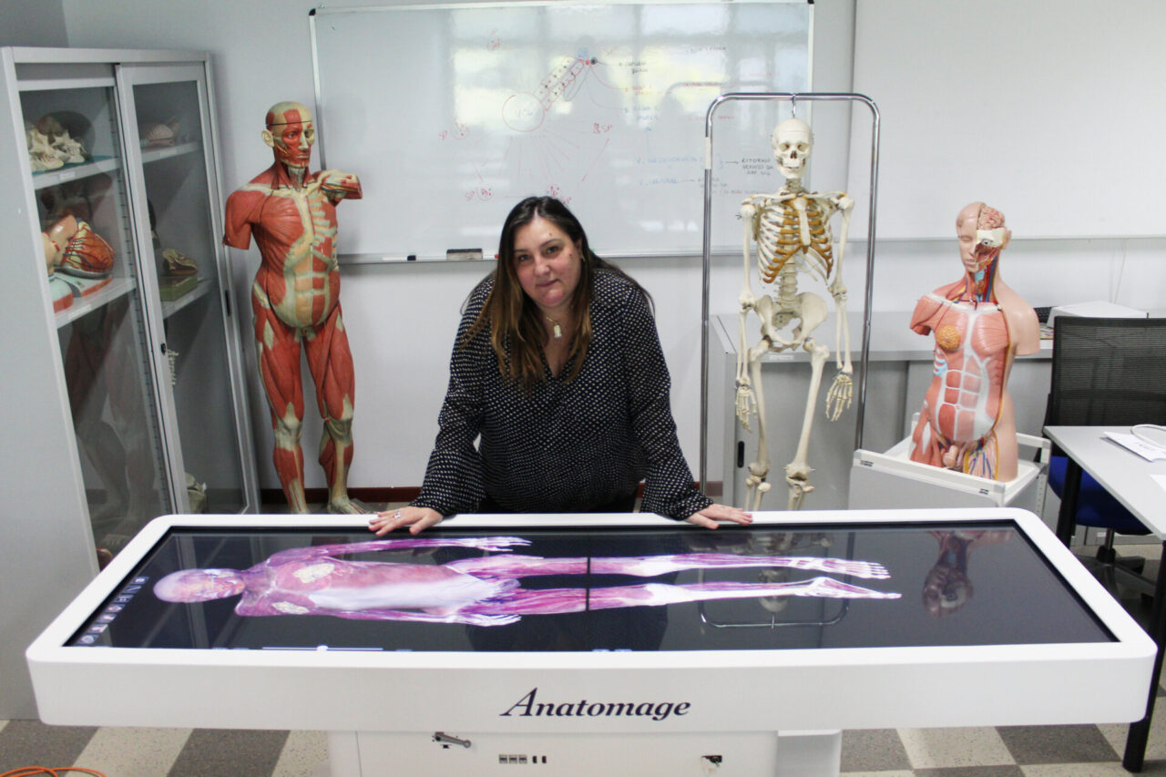 Insubria: arriva il tavolo anatomico digitale con quattro cadaveri virtuali