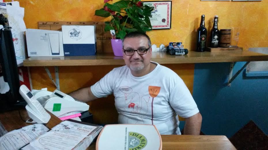 Il pizzaiolo Castagna scrive un libro
