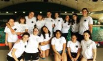 Rane rosa la squadra Under16 di pallanuoto della Recoaro seconda nel girone lombardo