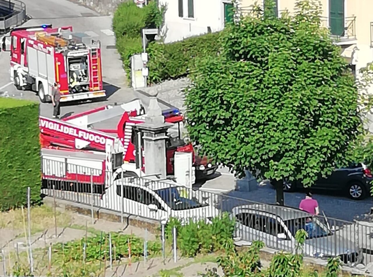 Anziana dimentica il pentolino sul fuoco, arrivano i pompieri