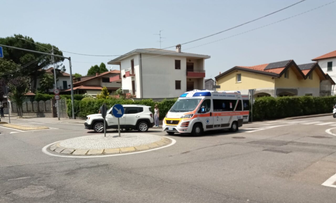 Incidente a Cermenate: scontro tra auto e moto, ferito 27enne