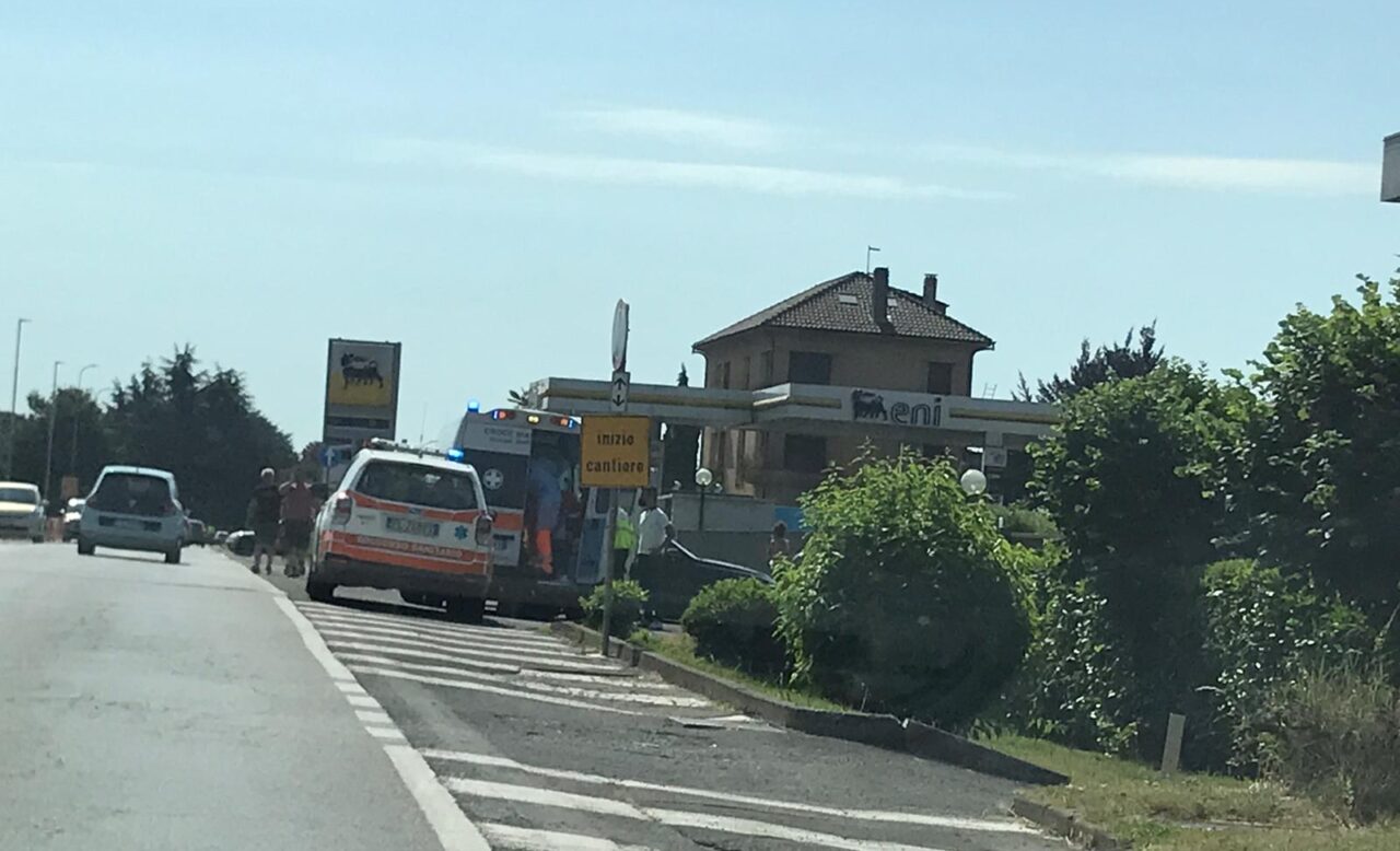 Incidente a Mariano: centauro 50enne finisce sull’asfalto