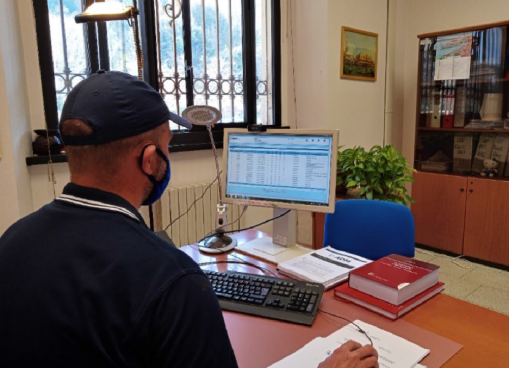 Sfruttava l’Iva agevolata senza averne titolo: nei guai un commerciante di auto comasco