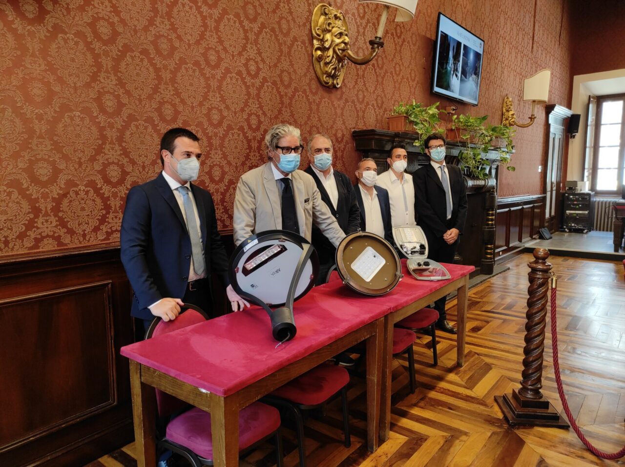 Illuminazione tutta nuova per Como: 4800 pali (dei 7200) già riqualificati e segnalazioni dei guasti ridotte a un quarto