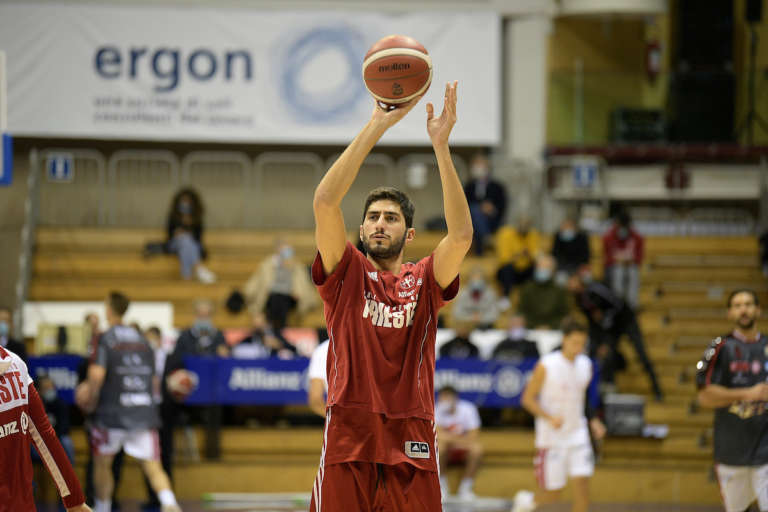 Pallacanestro Cantù ingaggiato Matteo Da Ros