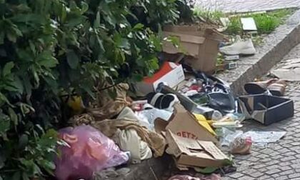 Via dei Mille, piazza San Rocco, via Leoni: cestini rasi e rifiuti abbandonati. I residenti: "Basta con questo degrado"