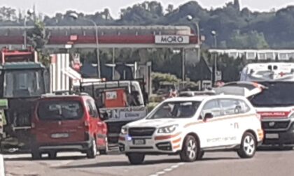 Incidente ad Alzate Brianza scontro tra auto e moto
