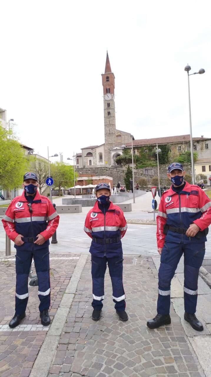 Contributo di 10mila euro all’Associazione Nazionale Carabinieri canturina per l’acquisto di un mezzo