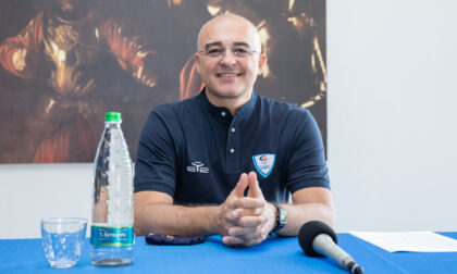 Pallacanestro Cantù coach Sodini e il dt Frates: "Servirà la giusta mentalità in ogni match"