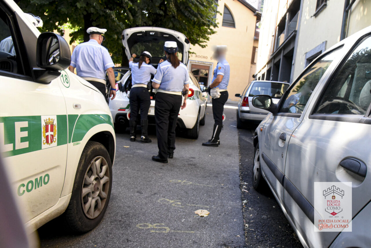 Nella sala scommesse senza Green pass, dopo la multa aggredisce l’agente