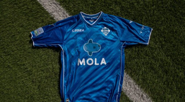 Como calòcio nuove maglie 2021/22