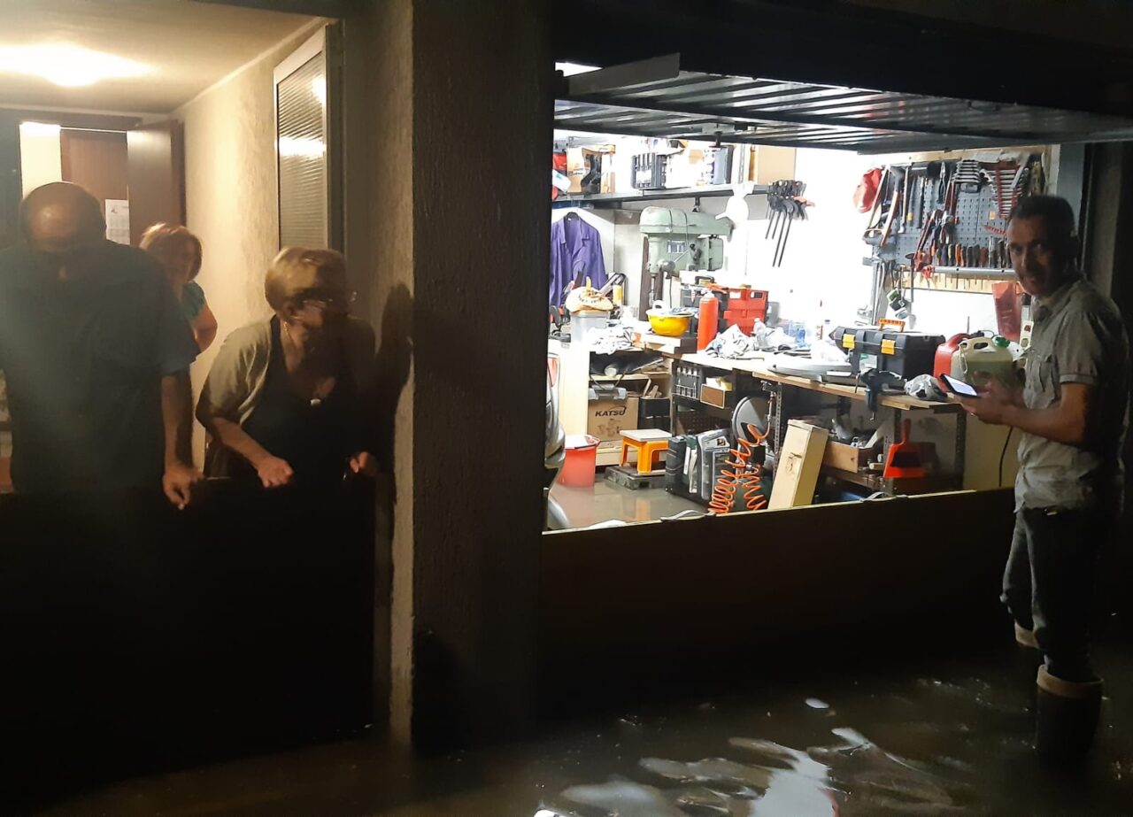 Maltempo, Vighizzolo di nuovo sott’acqua: residenti esasperati