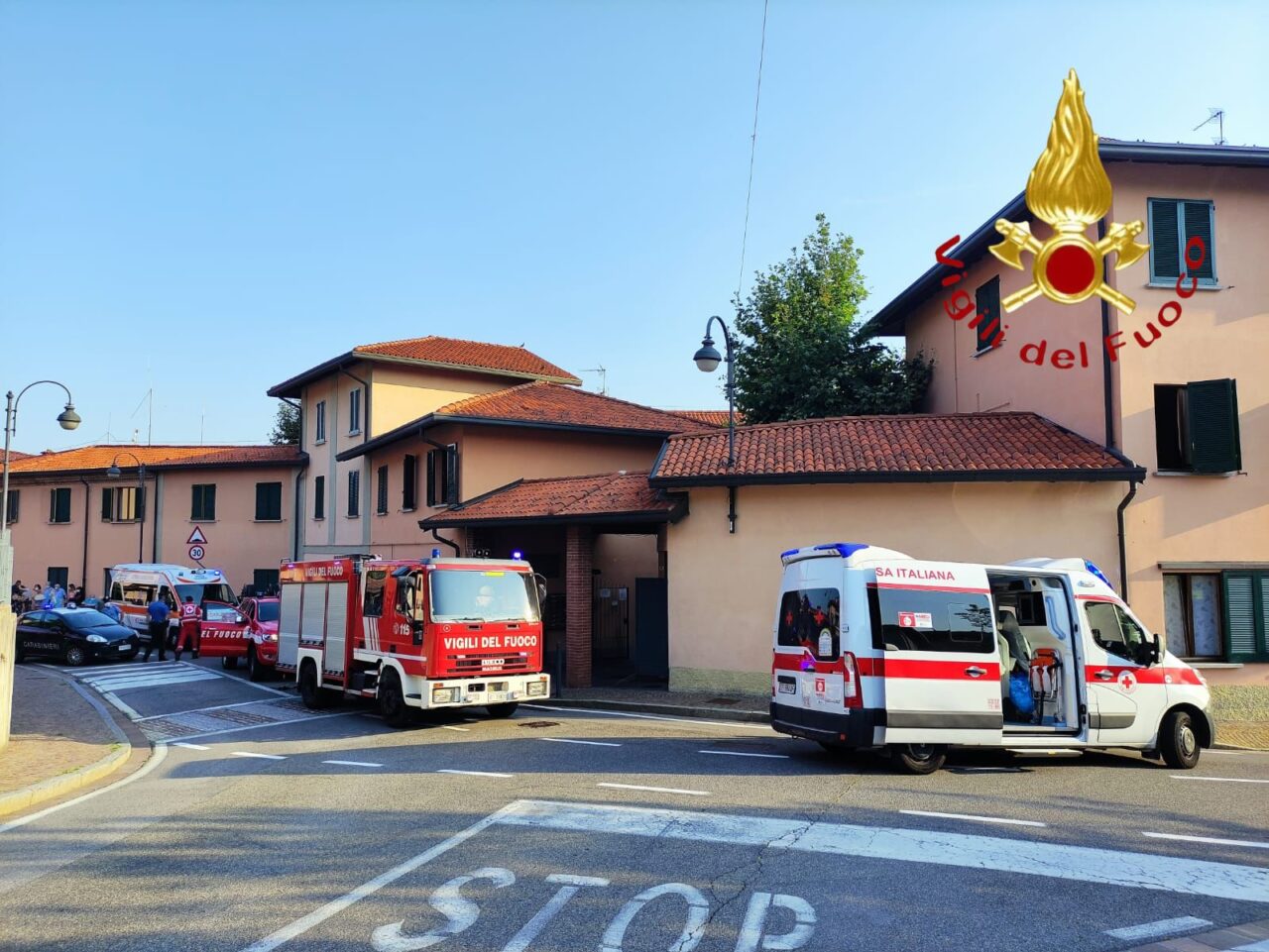 Prende fuoco un pentolino, fiamme in un appartamento Rsa