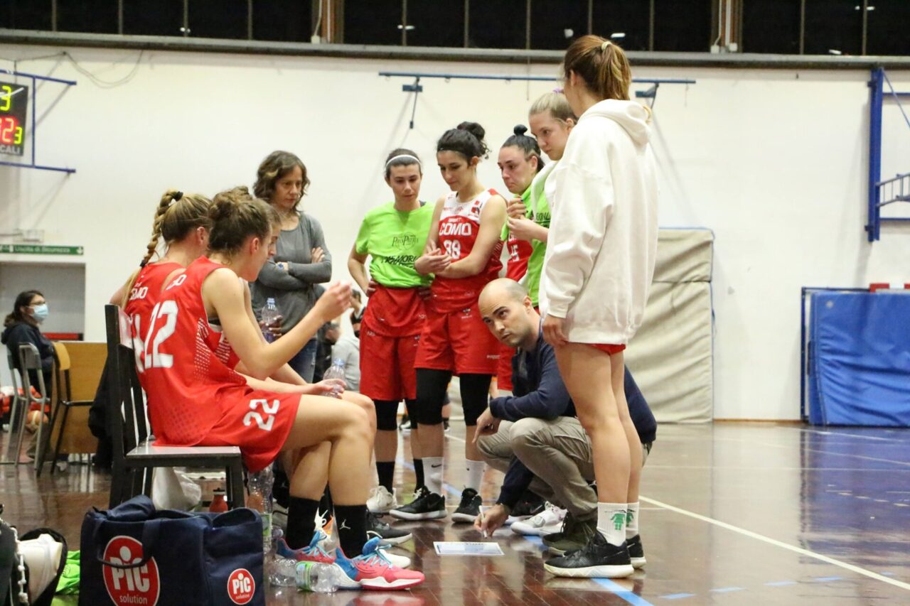 Basket femminile, il Basket Como ha vinto il derby contro il Btf Cantù