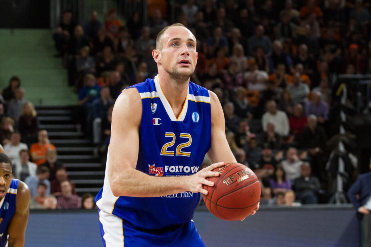Pallacanestro Cantù ingaggiato Marco Cusin