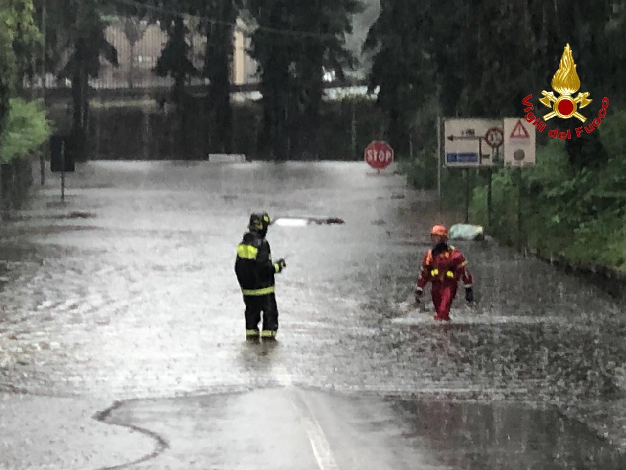 Maltempo: provincia di Varese in ginocchio. Salvati automobilisti