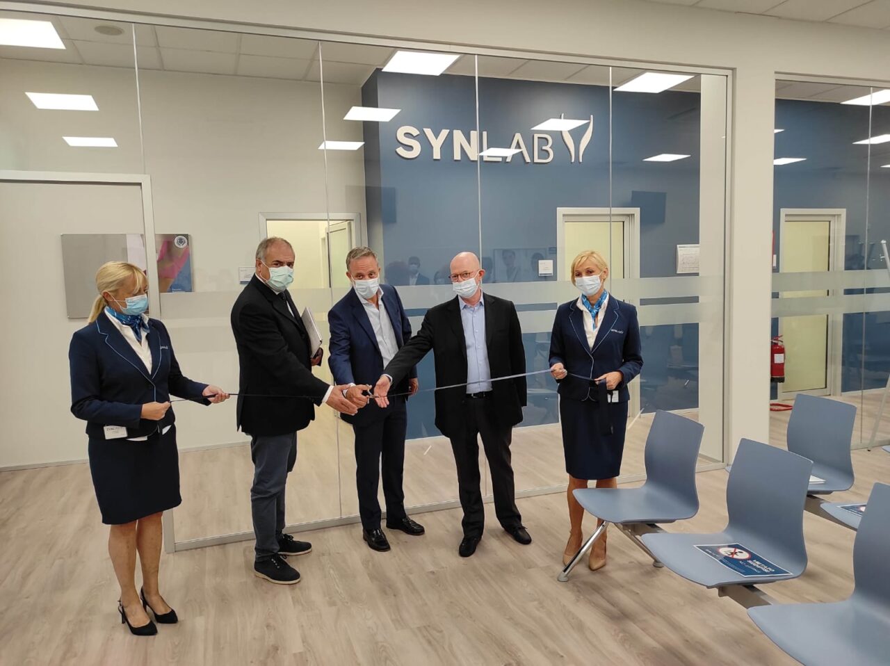 Synlab Como si fa più grande con l’ampliamento del punto prelievi. L’Ad Buratti: “Un ulteriore investimento su questo territorio”