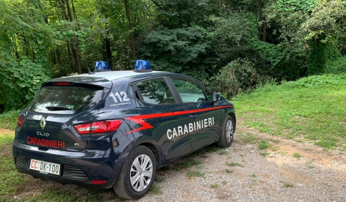Blitz antidroga nei boschi di Inverigo: arrestato spacciatore marocchino