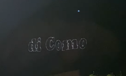 “Questa montagna fa parte della Provincia di Como”: la scritta luminosa sul San Martino fa impazzire i lecchesi VIDEO