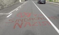 "I Vax uccidono" e "sindacalisti nazisti": scritte anche davanti alla CGIL di Lomazzo