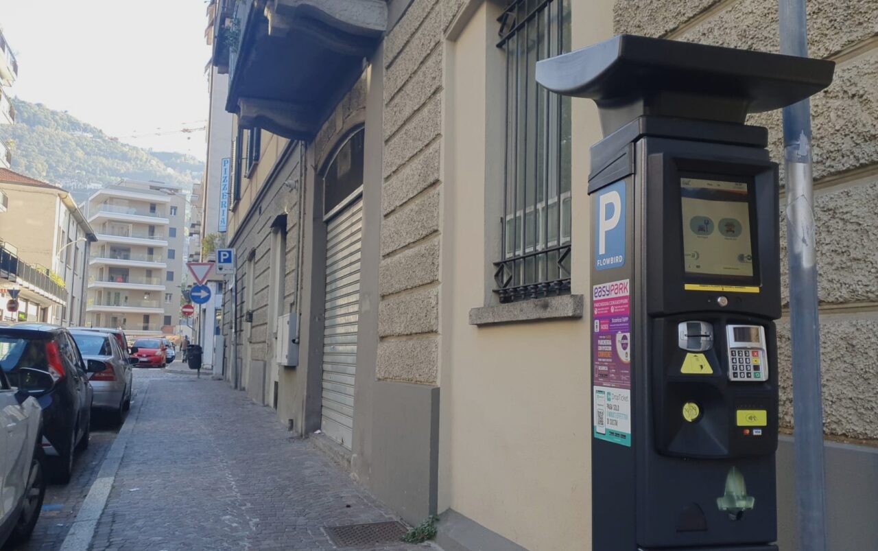 Mobilità smart a Como: in anteprima nazionale i parcometri di ultima generazione