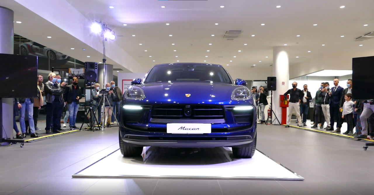 Presentata la nuova Macan al Centro Porsche Como