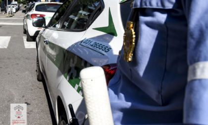 Incidente tra furgone e moto a Como in via Varesina: gravissimo un 29enne