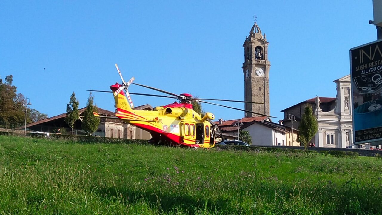 Donna investita in bicicletta a Lurago d’Erba