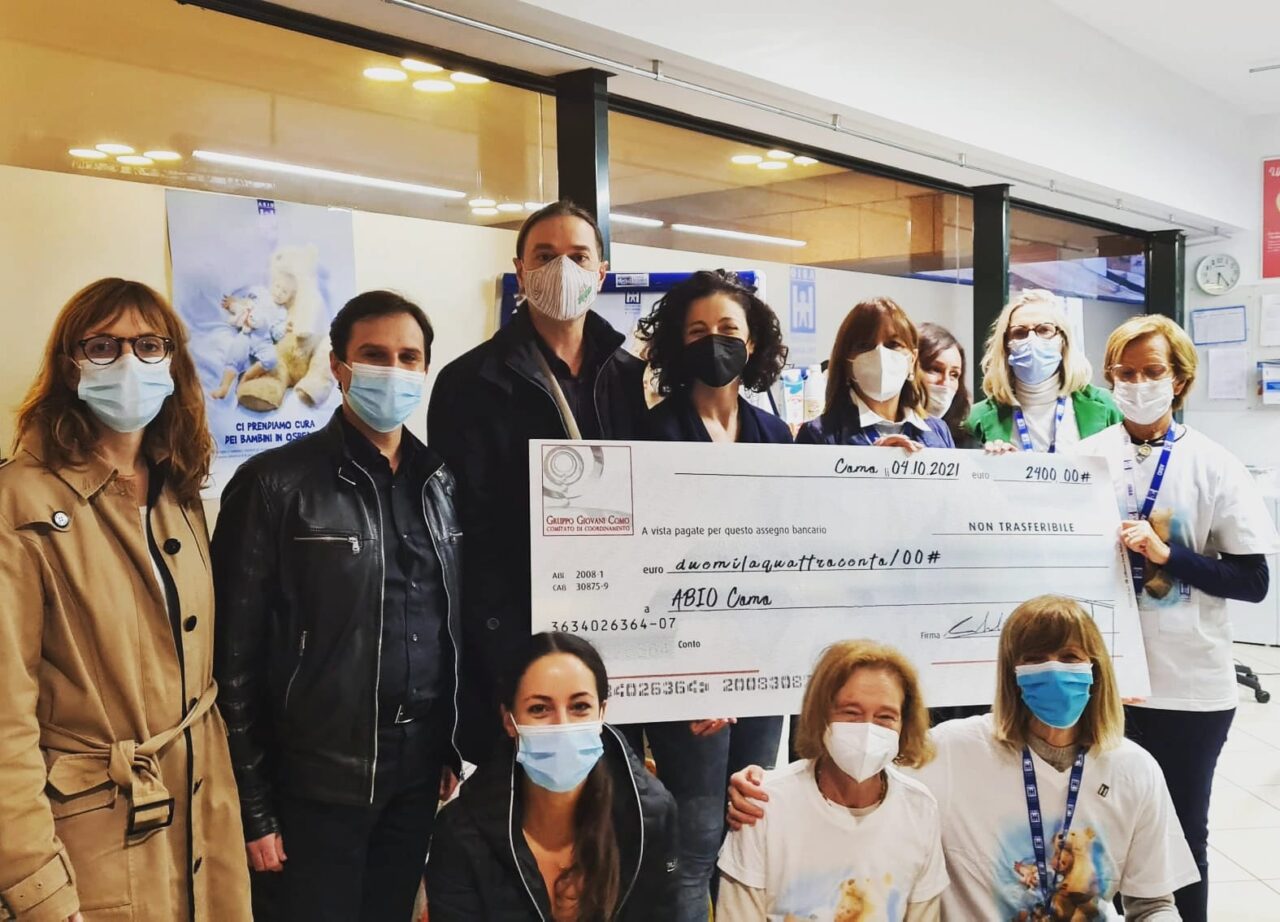 Coordinamento Giovani Como dal cuore d’oro, consegnati 2.400 euro ad Abio Como