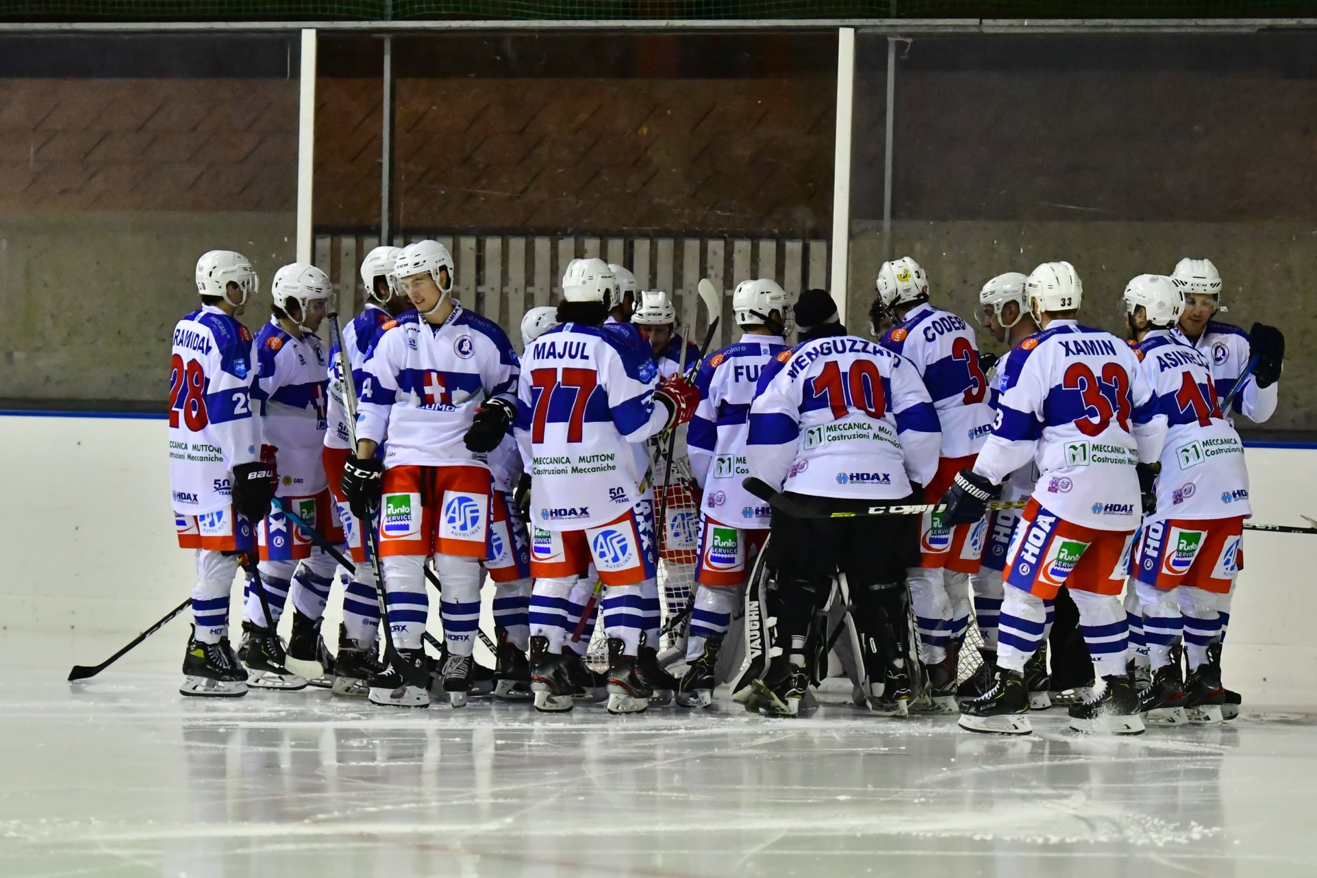 Como hockey game “Green Line” for the first biancobl team with young Pietro Maradi and Riccardo Novati