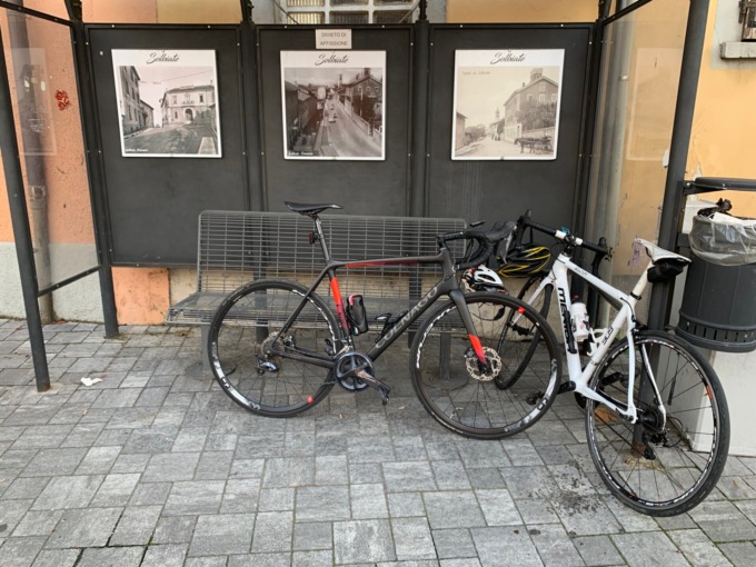 Anziano cade dalla bicicletta per colpa di un malore