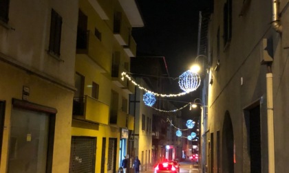 Bianco Natale con pista di pattinaggio su ghiaccio e altre sorprese