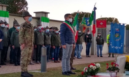4 novembre, doppia celebrazione a Bulgarograsso con i bambini e il militare Marco Pini