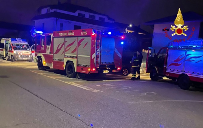 Accendono un braciere in camera: quattro persone in ospedale per intossicazione da monossido