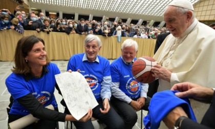 Ex campioni di basket in udienza dal Papa