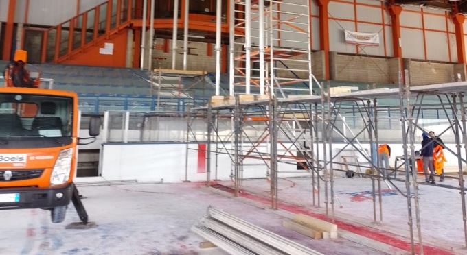 Palazzetto del ghiaccio di Casate: iniziati i lavori per la sistemazione della copertura