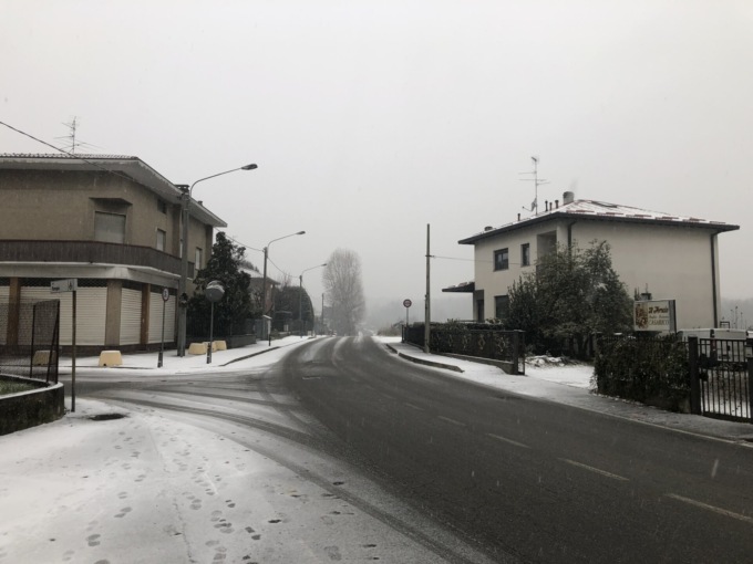 Nevicata (per il momento) più leggera del previsto