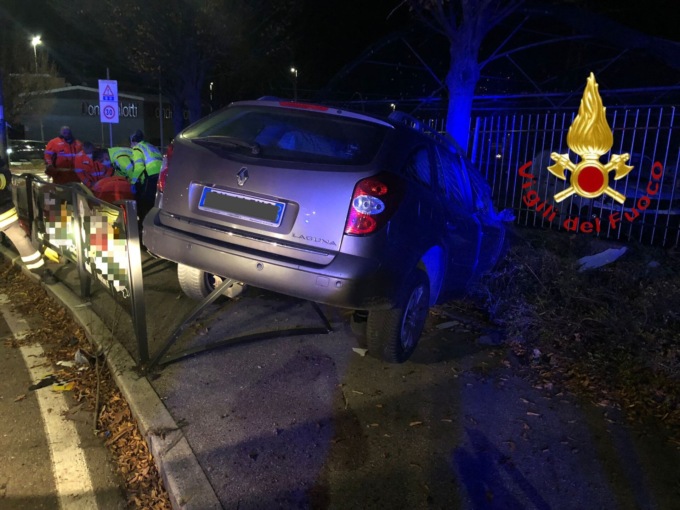 Incidente in Pasquale Paoli: ferito 55enne SIRENE DI NOTTE