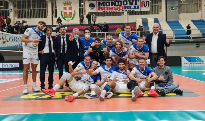 Super derby Cantù – Bergamo per l’8 dicembre