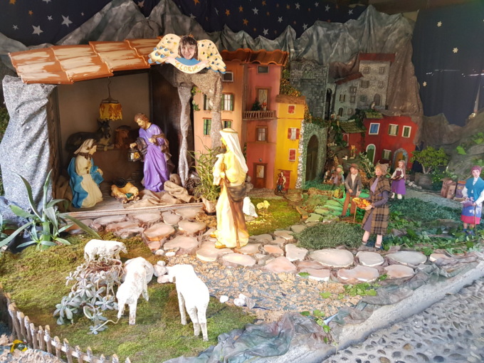 Il sorriso della piccola Carola rivive nel presepe