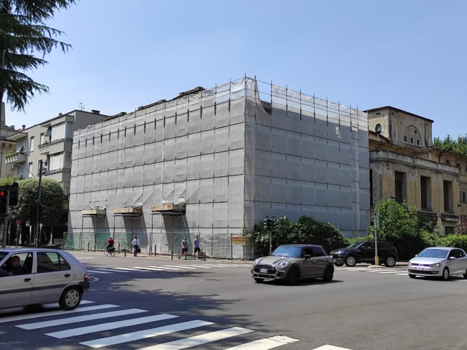 Messa in sicurezza del Politeama: 35mila euro per la facciata laterale