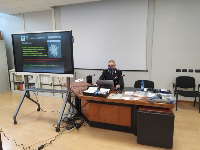 Cantù, la Polizia Locale incontra gli studenti del Melotti: corso sulle sostanze stupefacenti