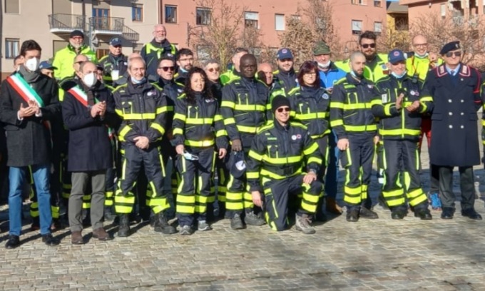 Mozzate, una medaglia per le giubbe gialle in prima fila nella pandemia