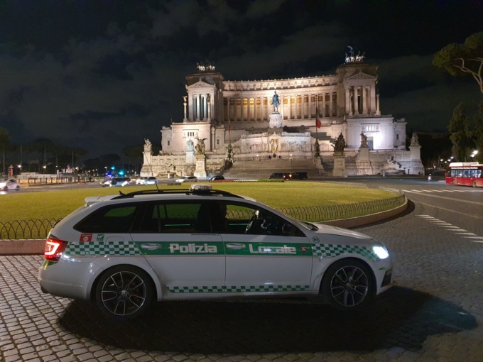 Polizia locale da Uggiate a Roma: più di mille chilometri per trasportare un rene