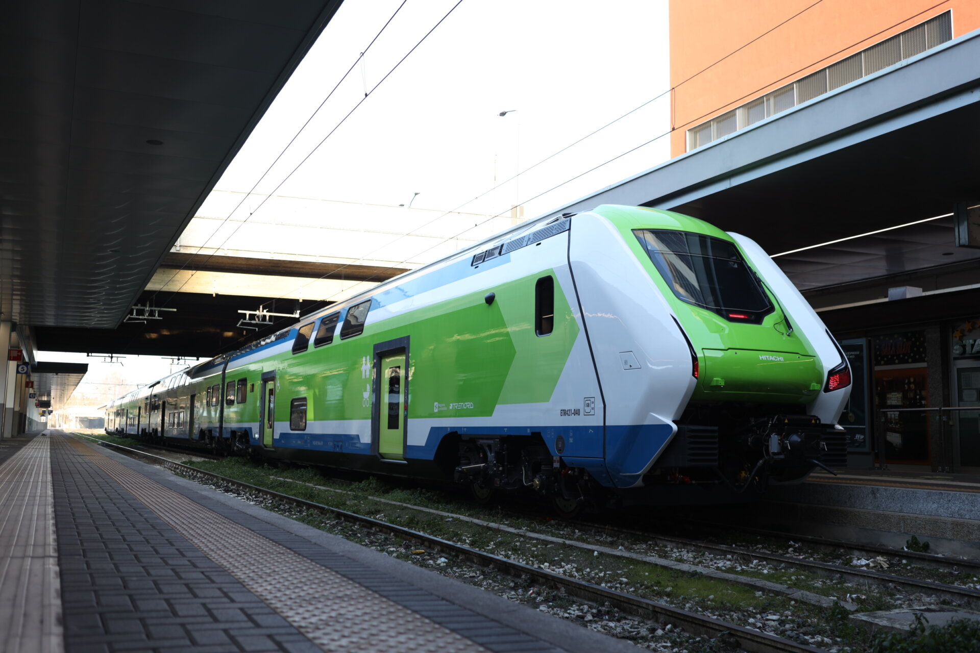 Trenord, Da Martedì Febbraio Due Nuovi Treni Caravaggio Su Linea Milano ...