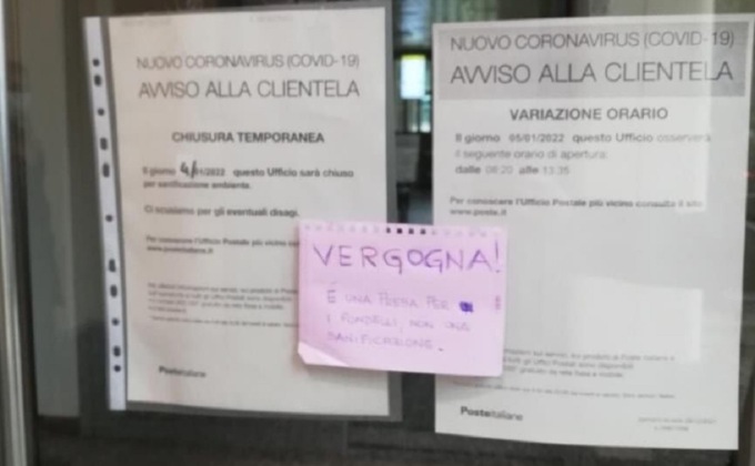 Mariano, ufficio postale chiuso per sanificazione ma spunta il bigliettino: “E’ una vergogna”