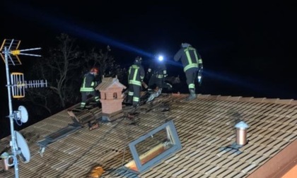 Incendio canna fumaria a Valsolda: maxi intervento con tre squadre di pompieri