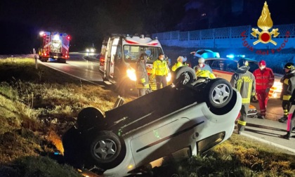 Auto si ribalta a Cadorago, ragazza estratta dalle lamiere SIRENE DI NOTTE