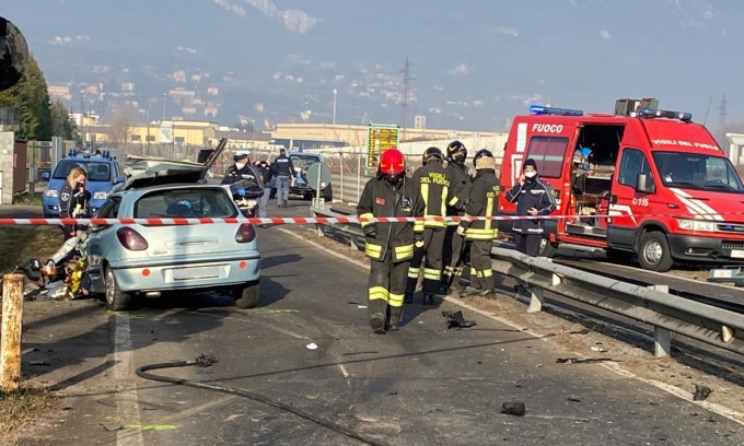 Schianto contro il treno: domani il funerale del titolare del Bar Volta di Merone
